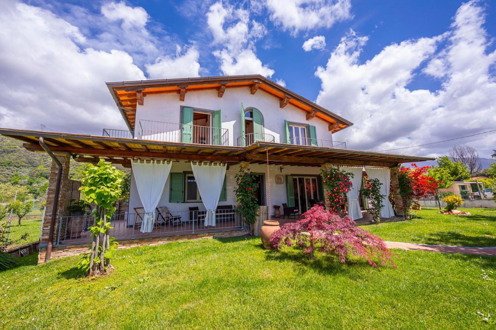 Villa Clara Few Km From The Sea - Happy Rentals Pietrasanta Buitenkant foto