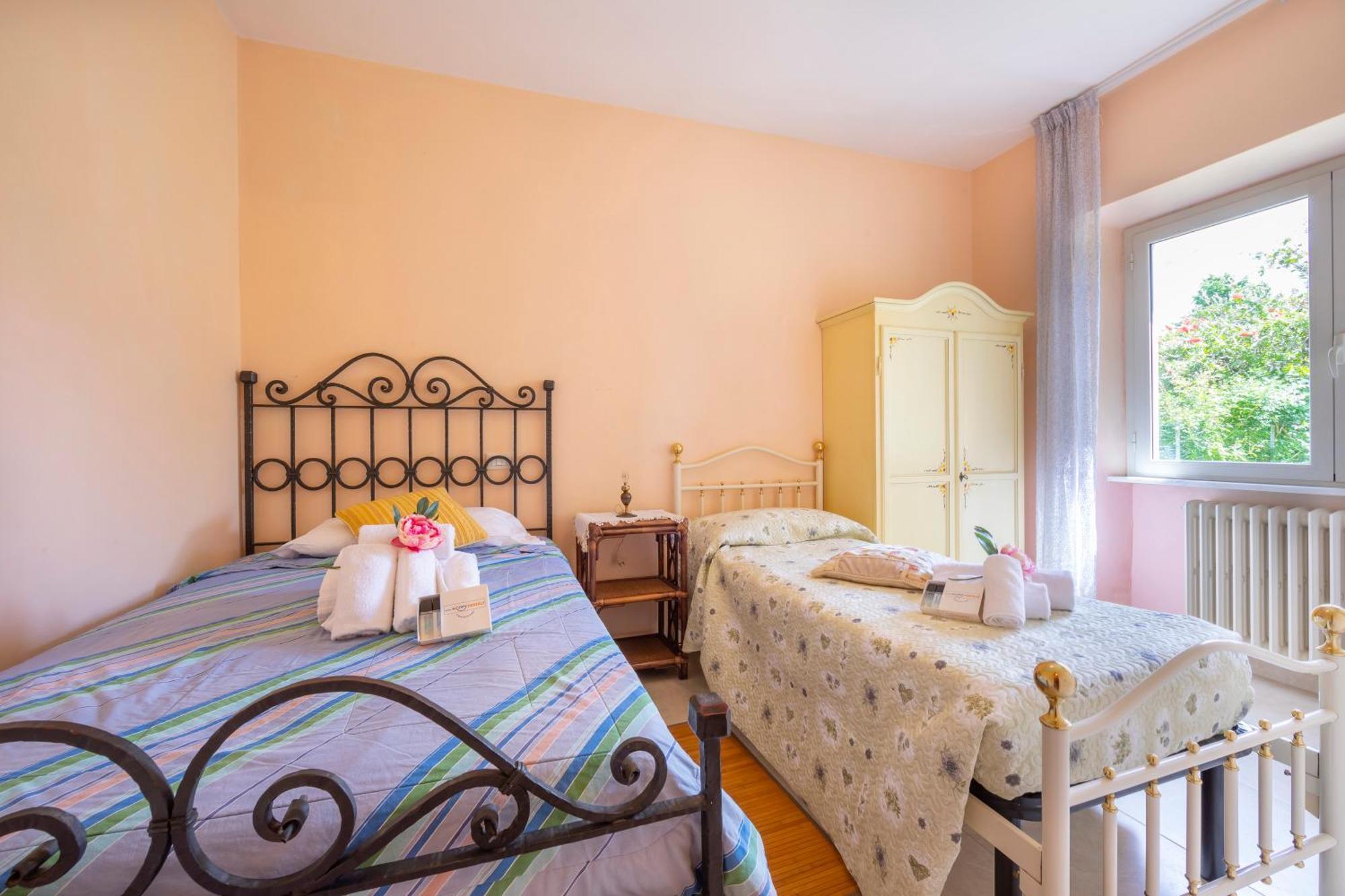 Villa Clara Few Km From The Sea - Happy Rentals Pietrasanta Buitenkant foto